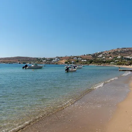 アパートホテル Irene - Beachfront 3*