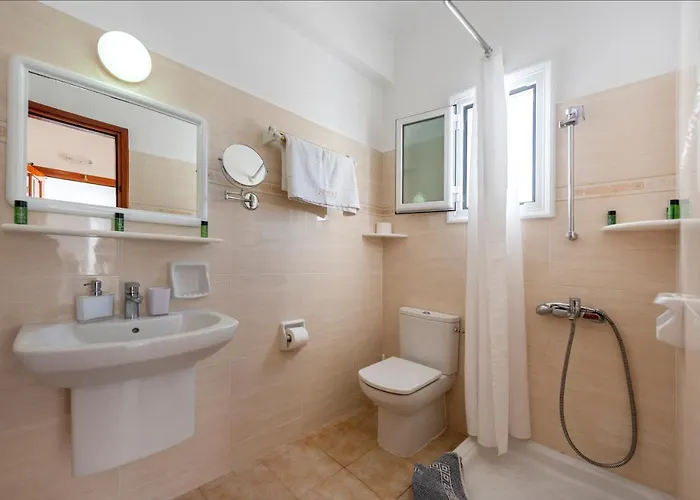 Appart hôtel Irene - Beachfront