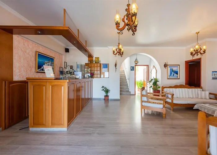 Irene - Beachfront Appart hôtel