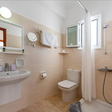 Aparthotel Irene - Beachfront