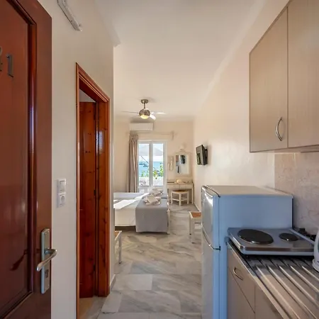 Irene - Beachfront 3* Páros