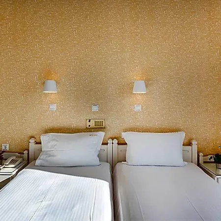 Aparthotel Irene - Beachfront 3*