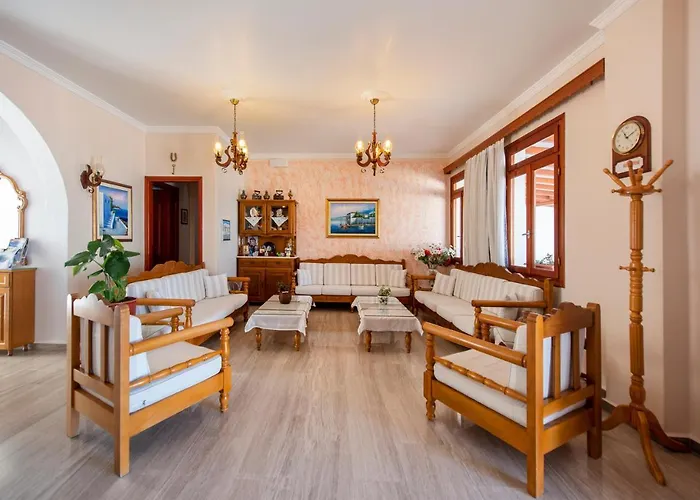 Aparthotel Irene - Beachfront