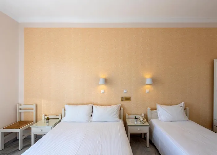 Irene - Beachfront Apartahotel 3*